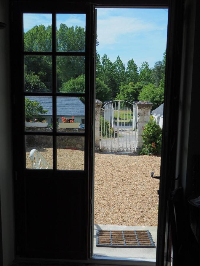 Bed & Breakfast - La Closerie De La Fuye Ballan-Mire Bagian luar foto